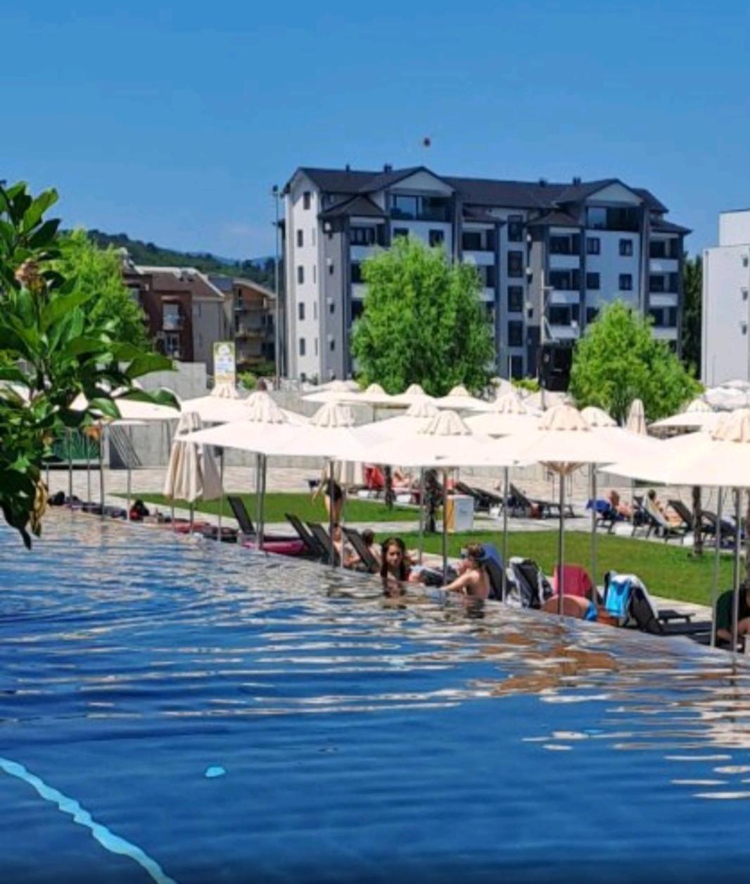 Bankovic Apartman Vrnjačka Banja Kültér fotó